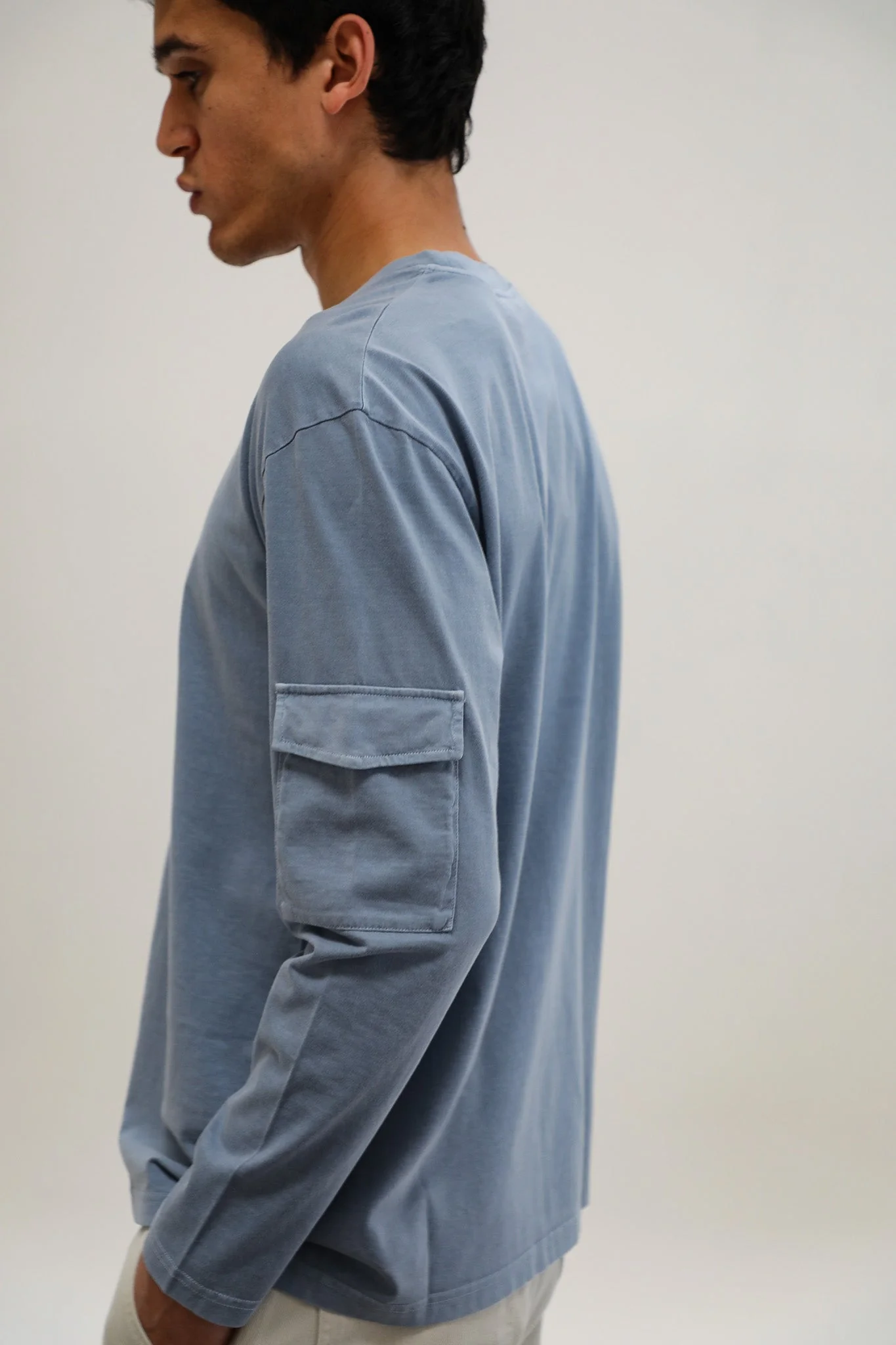 Long Trendy Side Pocket T-Shirt Light Blue - Image 3