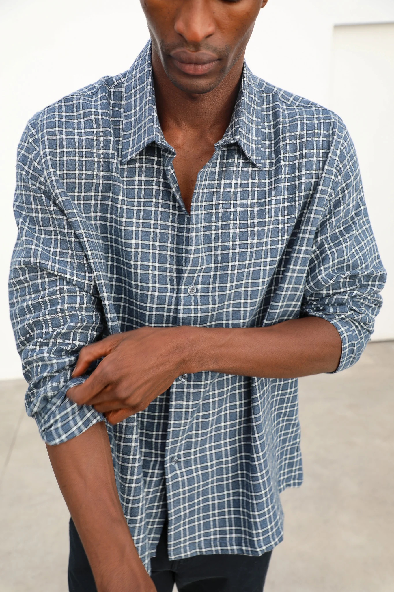 Square Modern Shirt Blue & White - Image 9